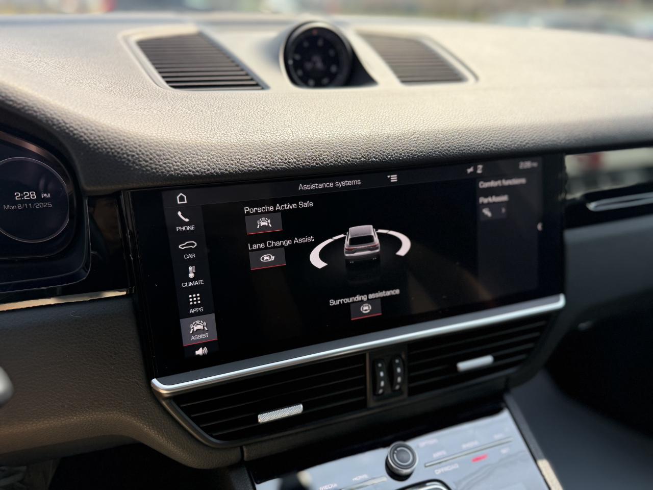 2019 Porsche Cayenne PREMIUM | PANO | LOADED Photo