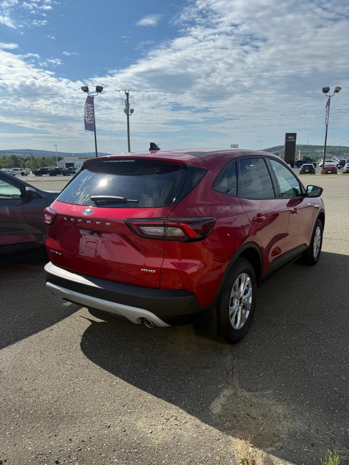2025 Ford Escape  Photo