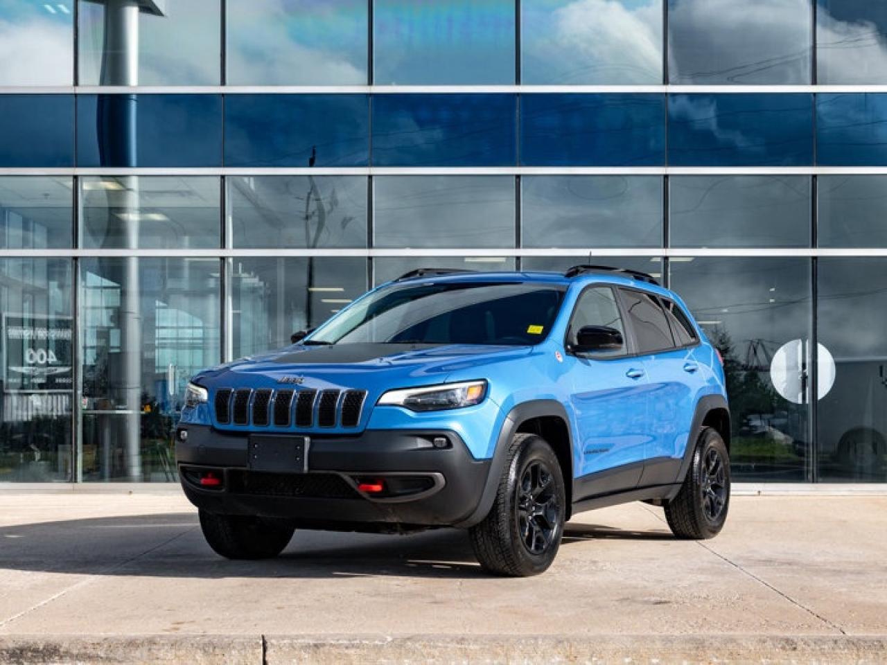 2022 Jeep Cherokee Trailhawk Photo