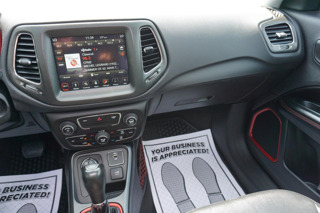 2019 Jeep Compass TRAILHAWK 4WD CERTIFIED CAMERA NAV BLUETOOTH LEATHER HEATED SEATS PANO ROOF CRUISE ALLOYS - Photo #11