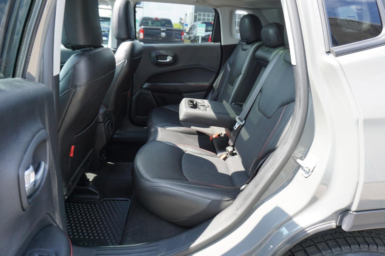 2019 Jeep Compass TRAILHAWK 4WD CERTIFIED CAMERA NAV BLUETOOTH LEATHER HEATED SEATS PANO ROOF CRUISE ALLOYS - Photo #16