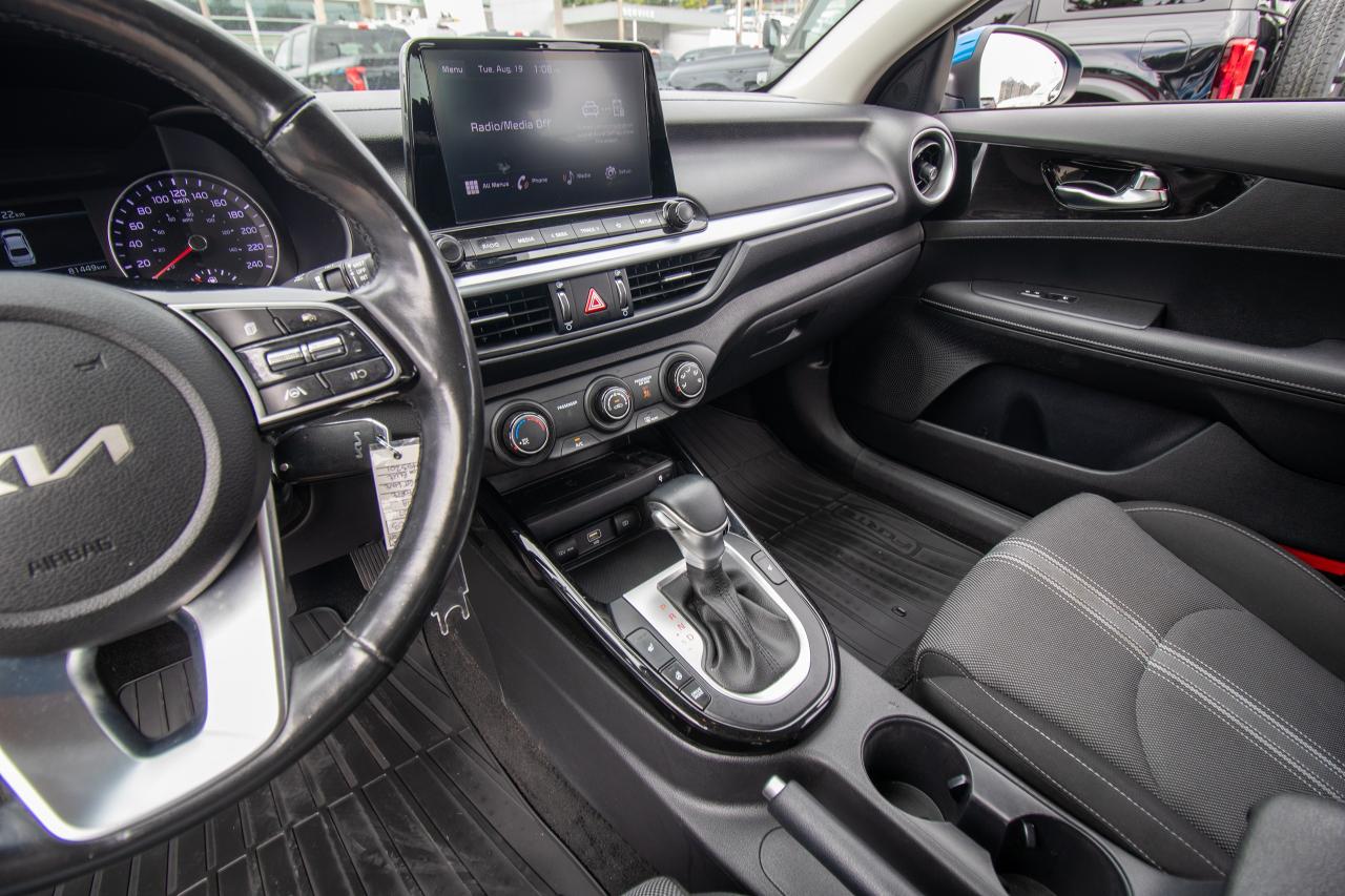 2022 Kia Forte EX Photo5