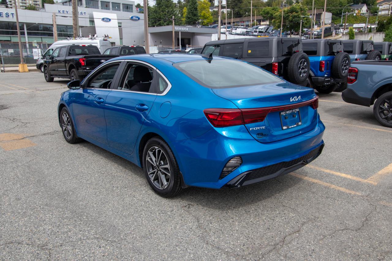 2022 Kia Forte EX Photo5