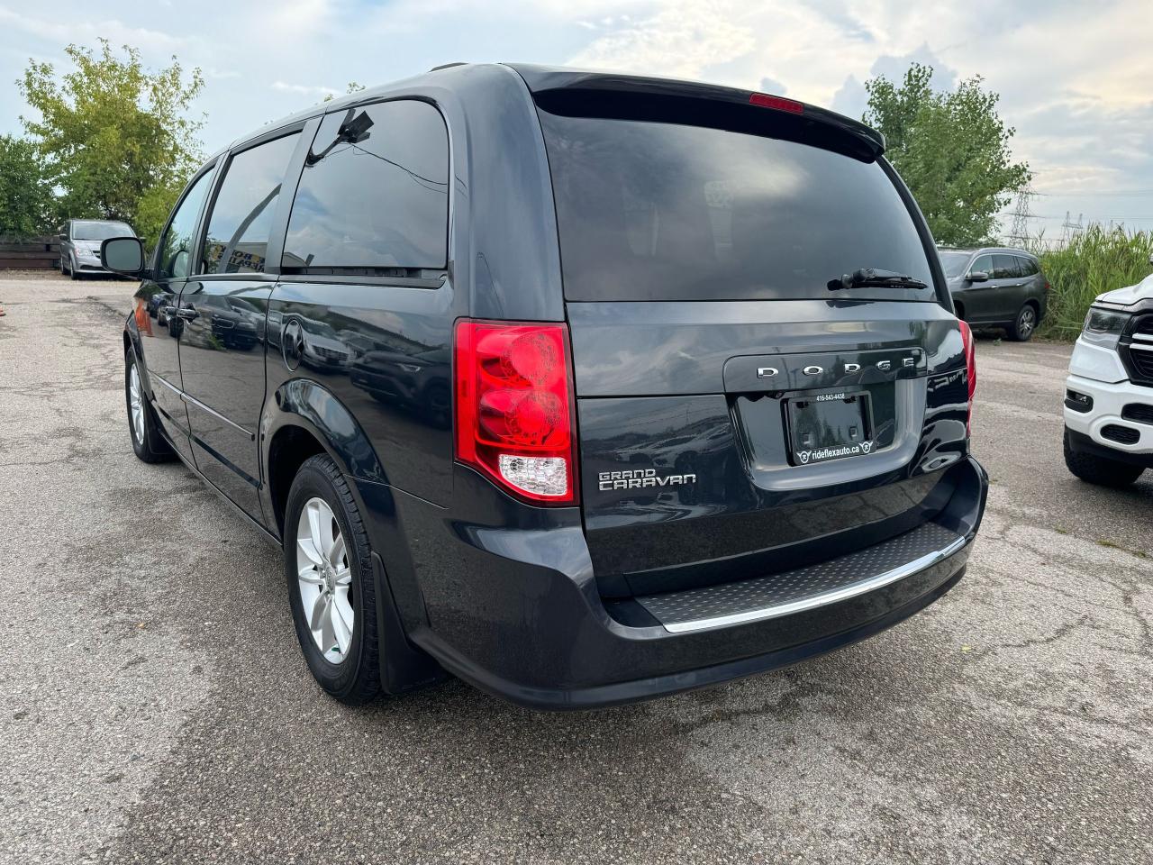 2013 Dodge Grand Caravan SXT - Photo #7