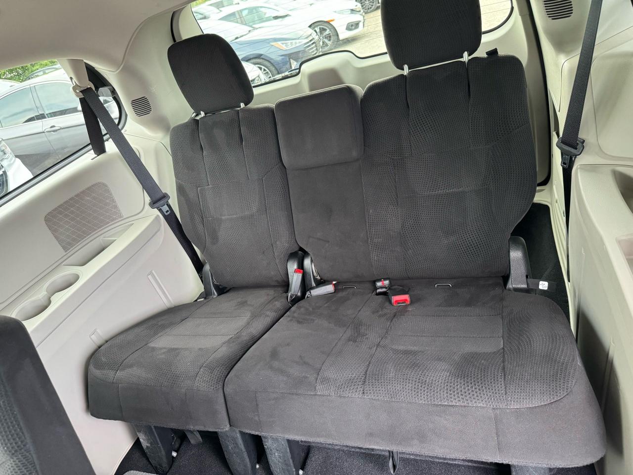 2013 Dodge Grand Caravan SXT - Photo #13