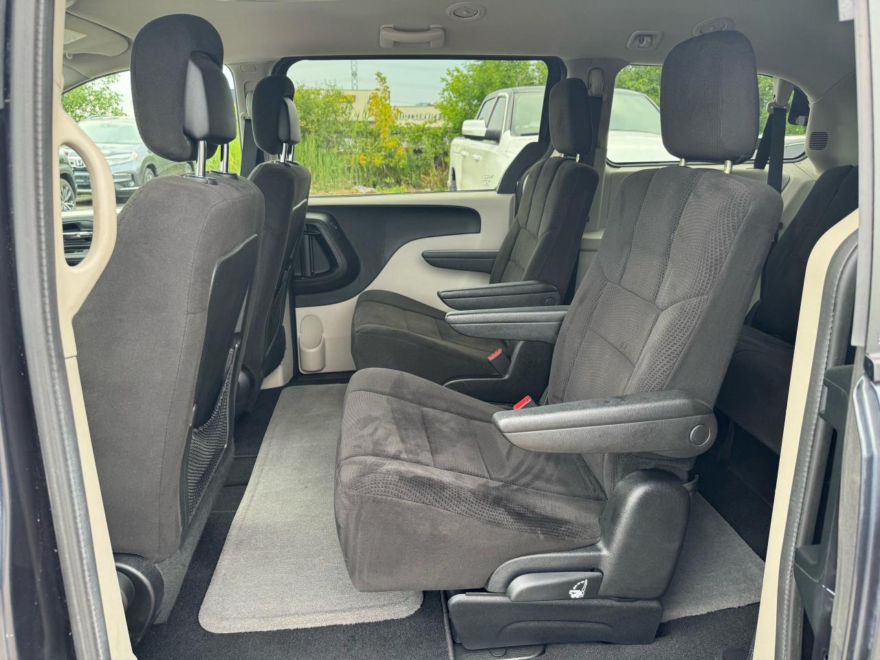 2013 Dodge Grand Caravan SXT - Photo #12