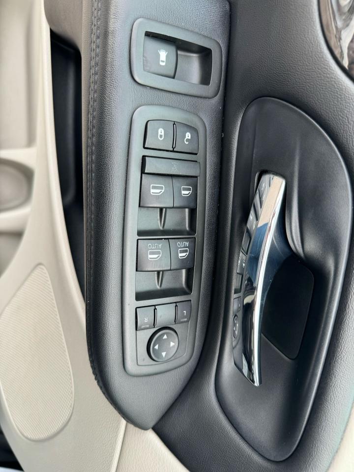 2013 Dodge Grand Caravan SXT - Photo #15