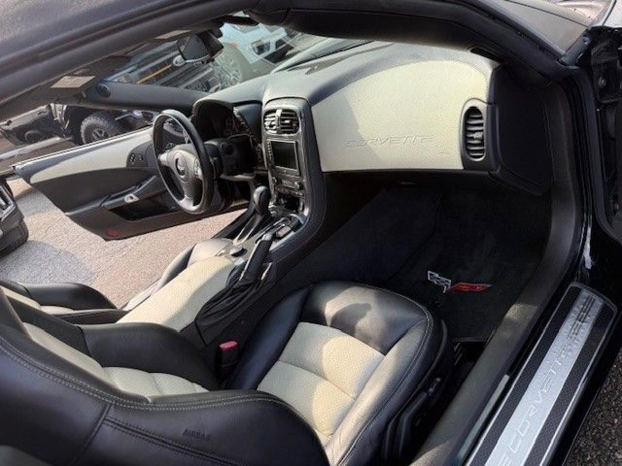 2008 Chevrolet Corvette 4LT - Photo #6