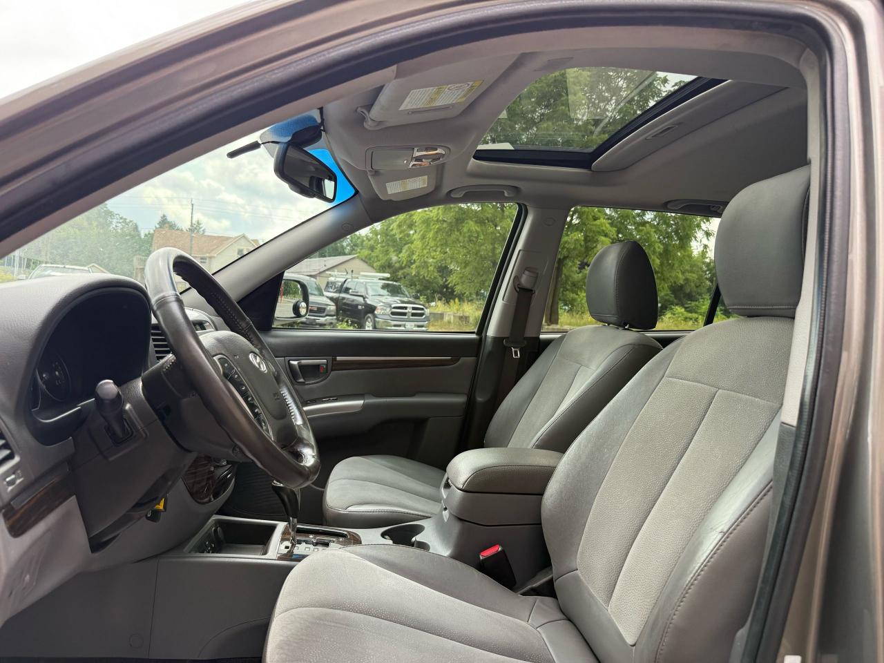 2012 Hyundai Santa Fe GL SPORT - Photo #6