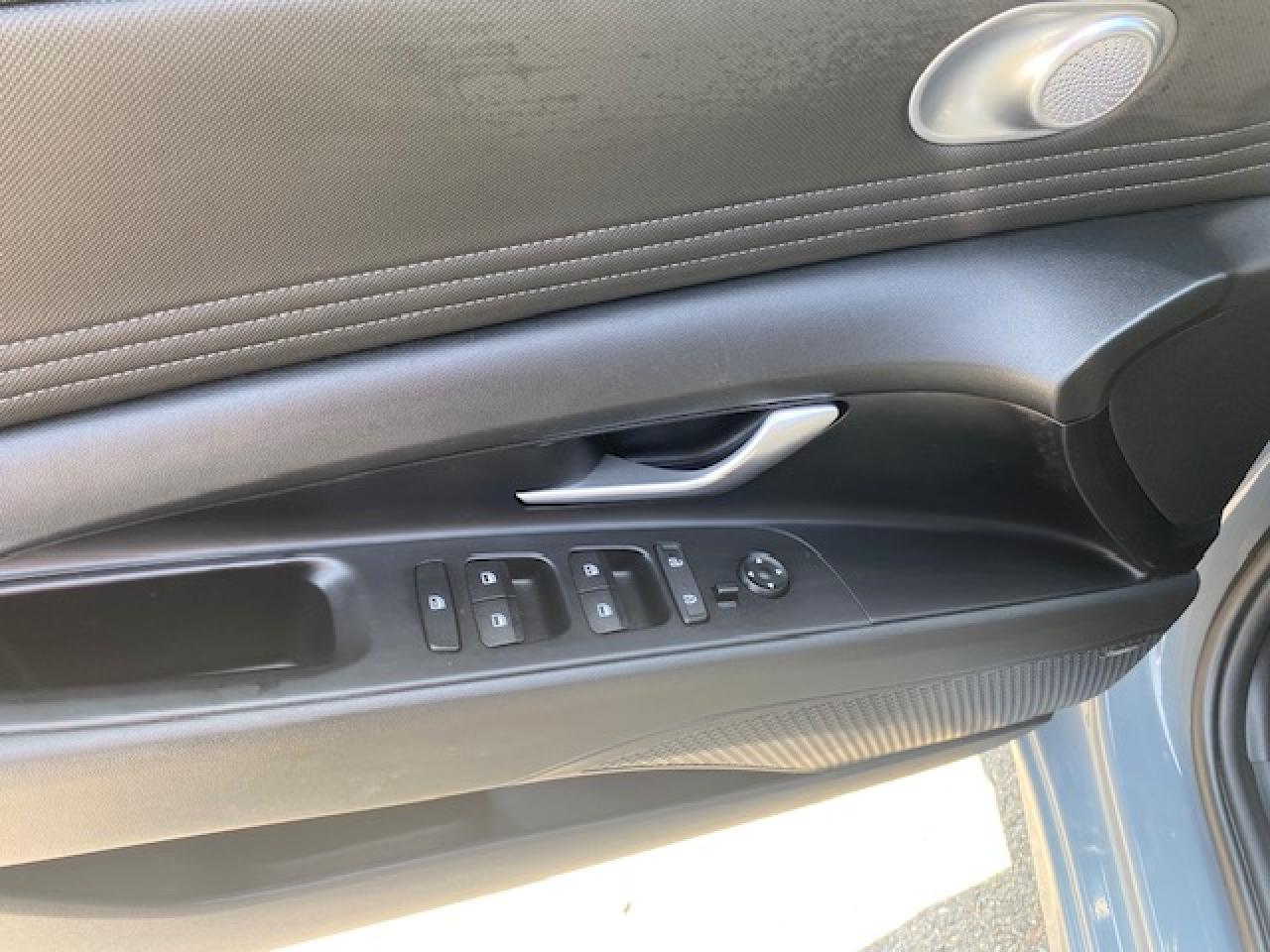 2022 Hyundai Elantra Preferred - Photo #11
