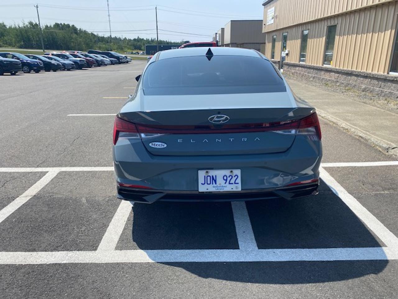 2022 Hyundai Elantra Preferred - Photo #6