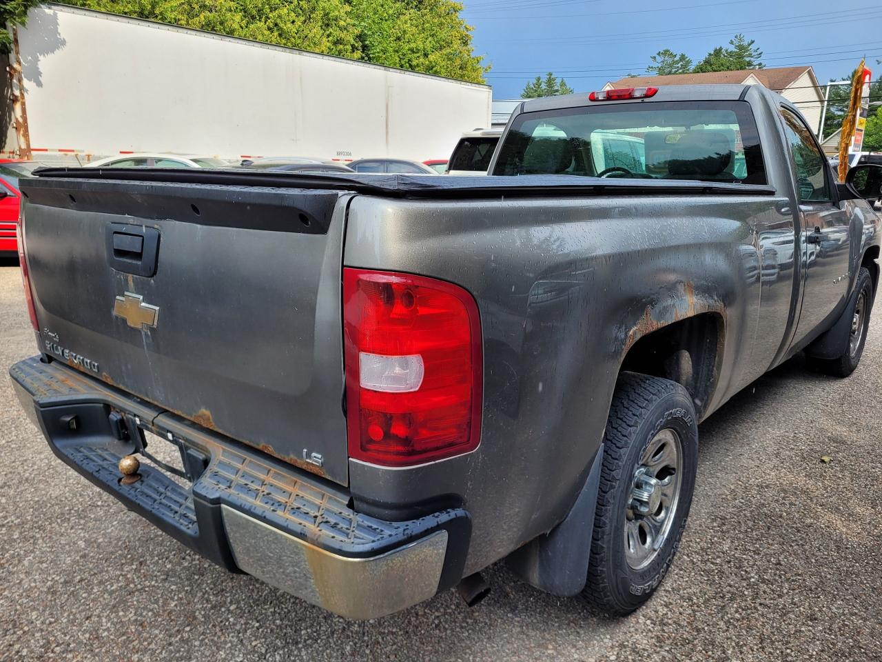 2009 Chevrolet Silverado 1500 2WD Reg Cab 133.0" *As Is Special* Air Blows Cold Photo3