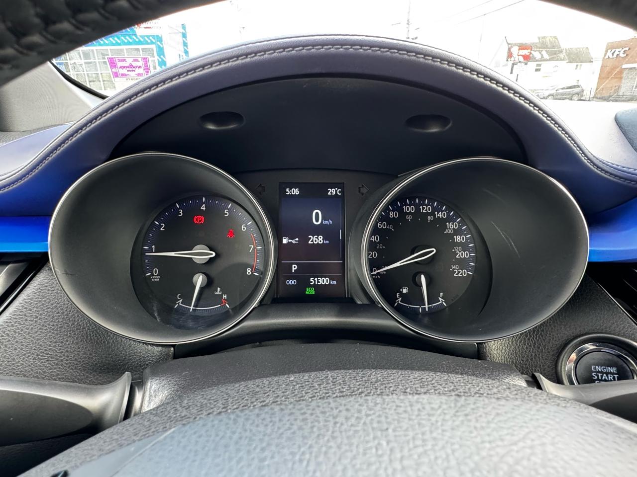 2021 Toyota C-HR XLE Premium Photo