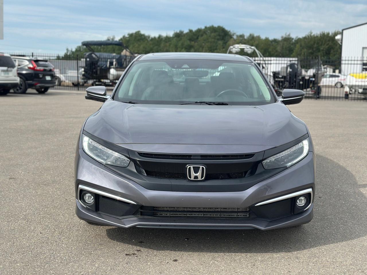 2020 Honda Civic Touring Photo1