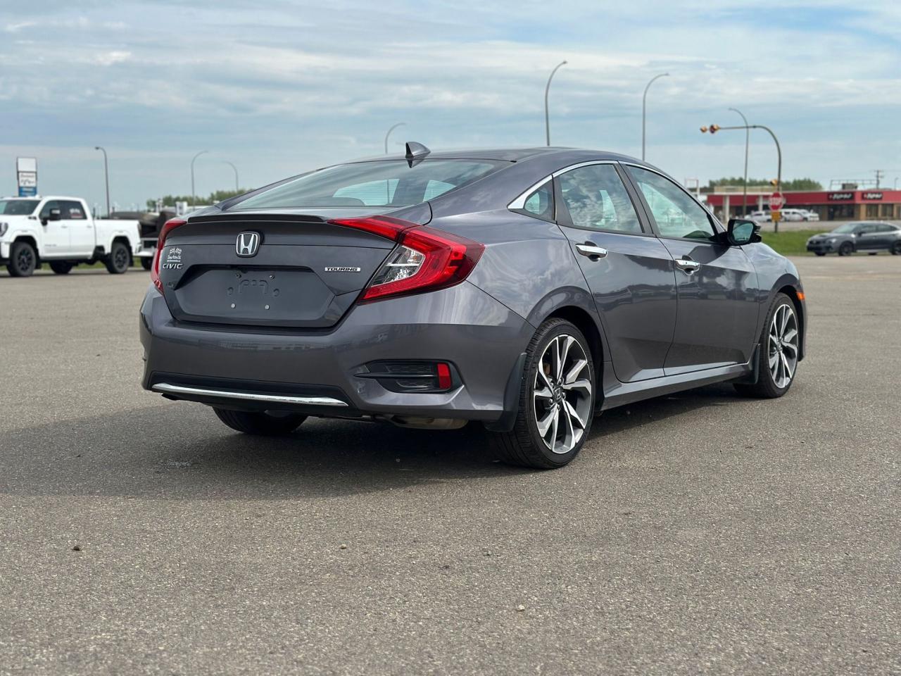 2020 Honda Civic Touring Photo