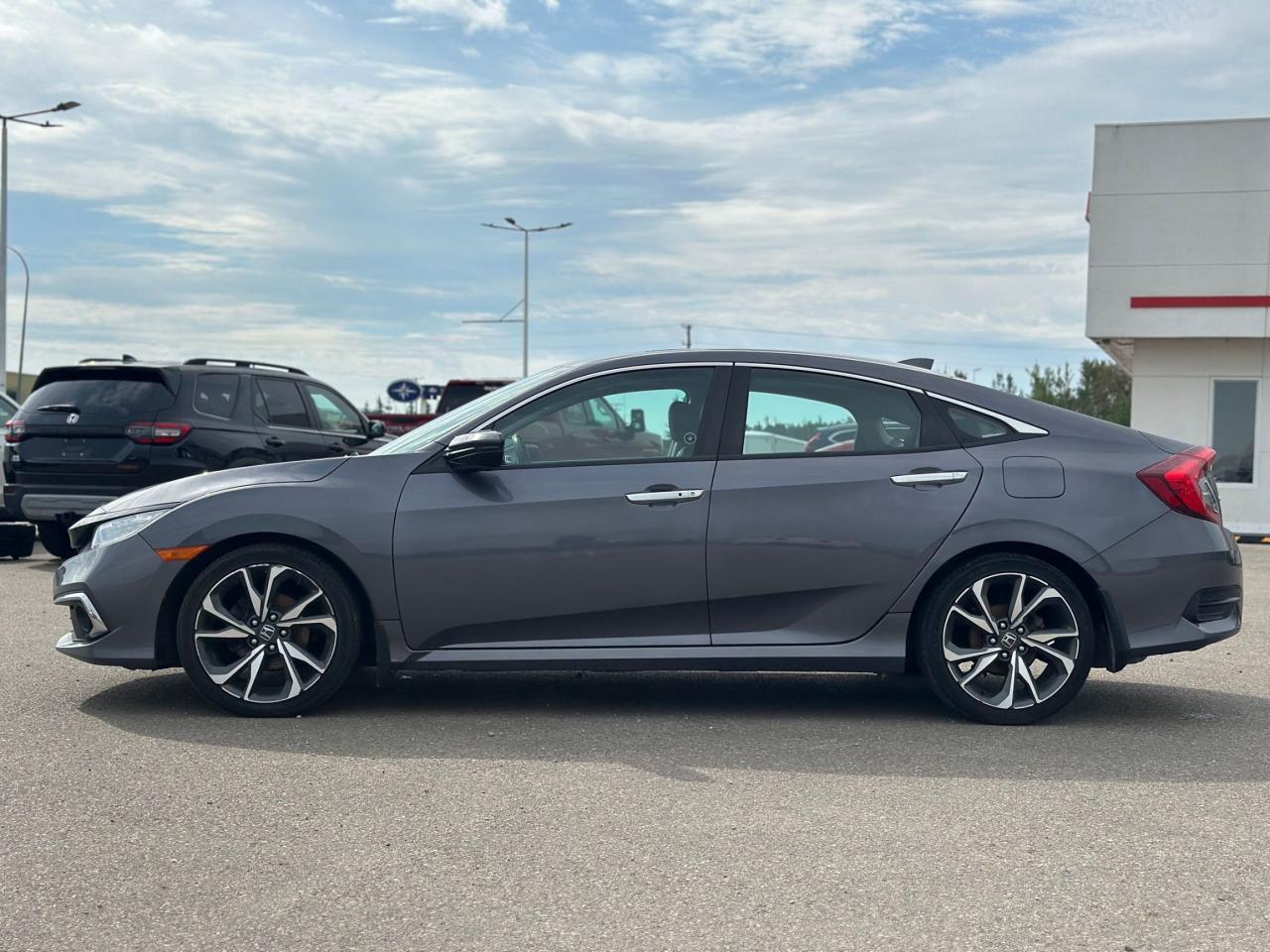 2020 Honda Civic Touring Photo