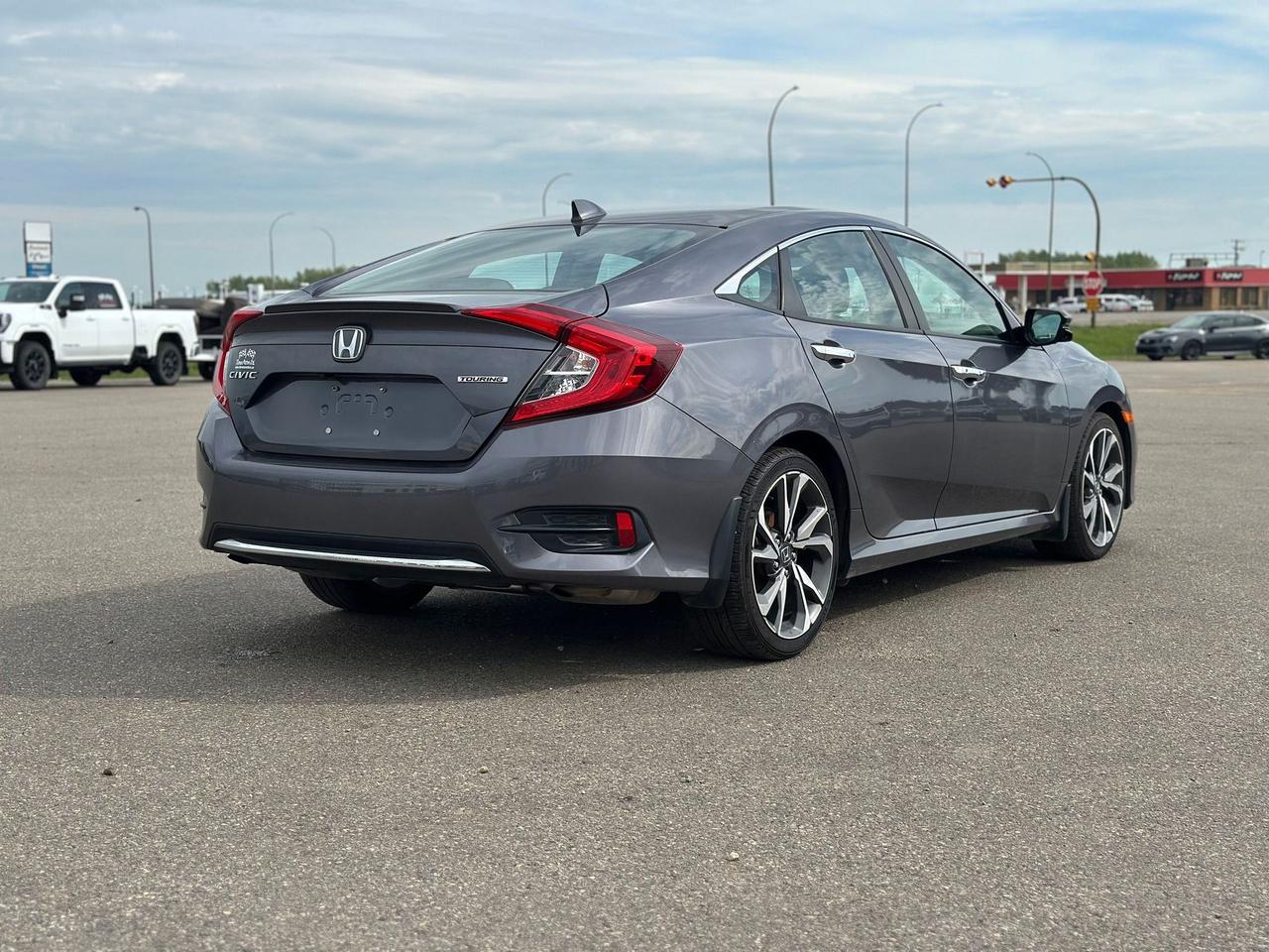 2020 Honda Civic Touring Photo