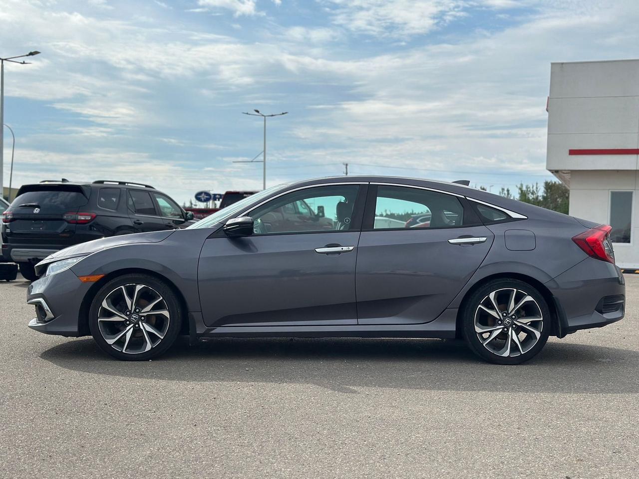 2020 Honda Civic Touring Photo