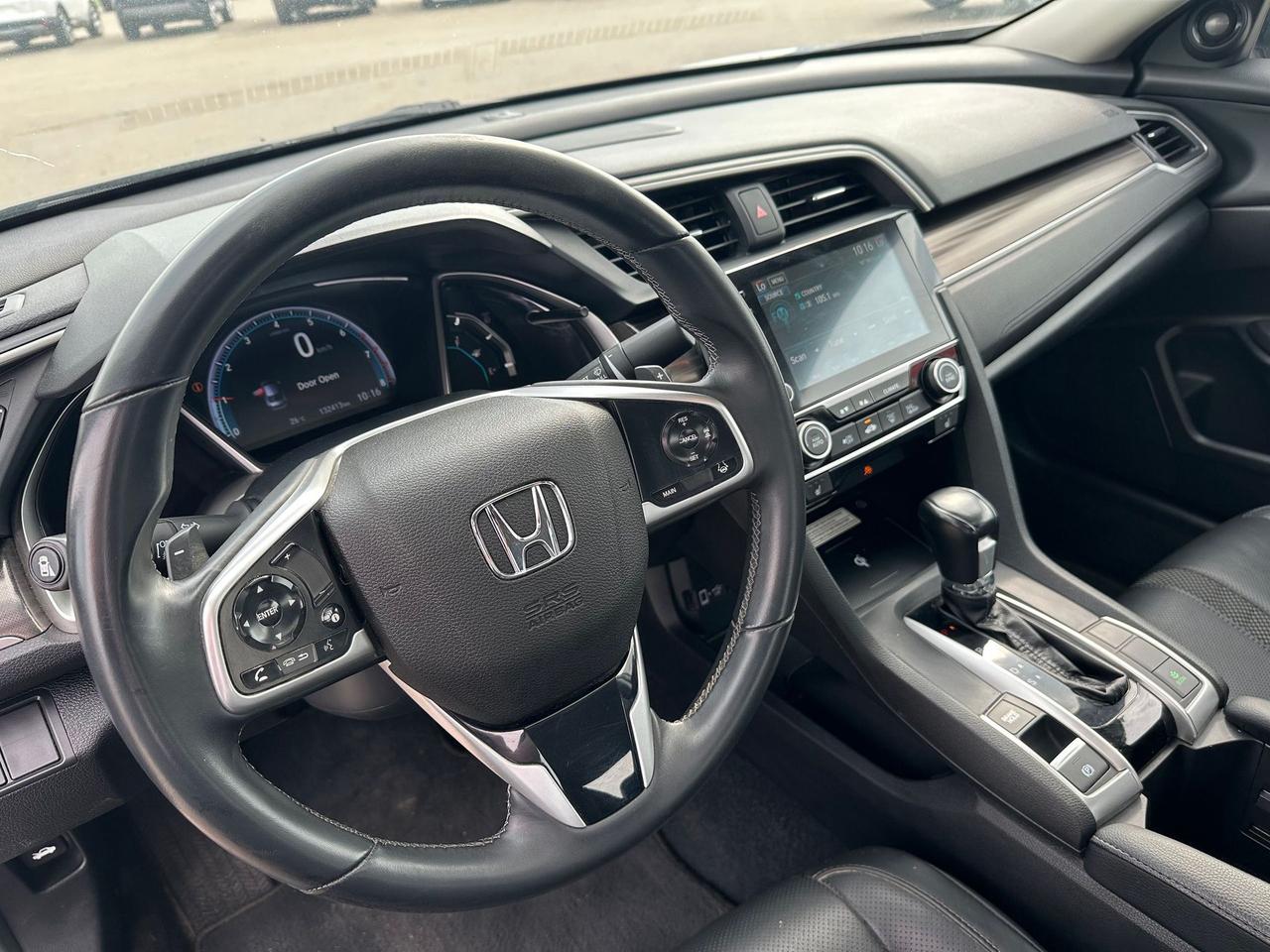 2020 Honda Civic Touring Photo
