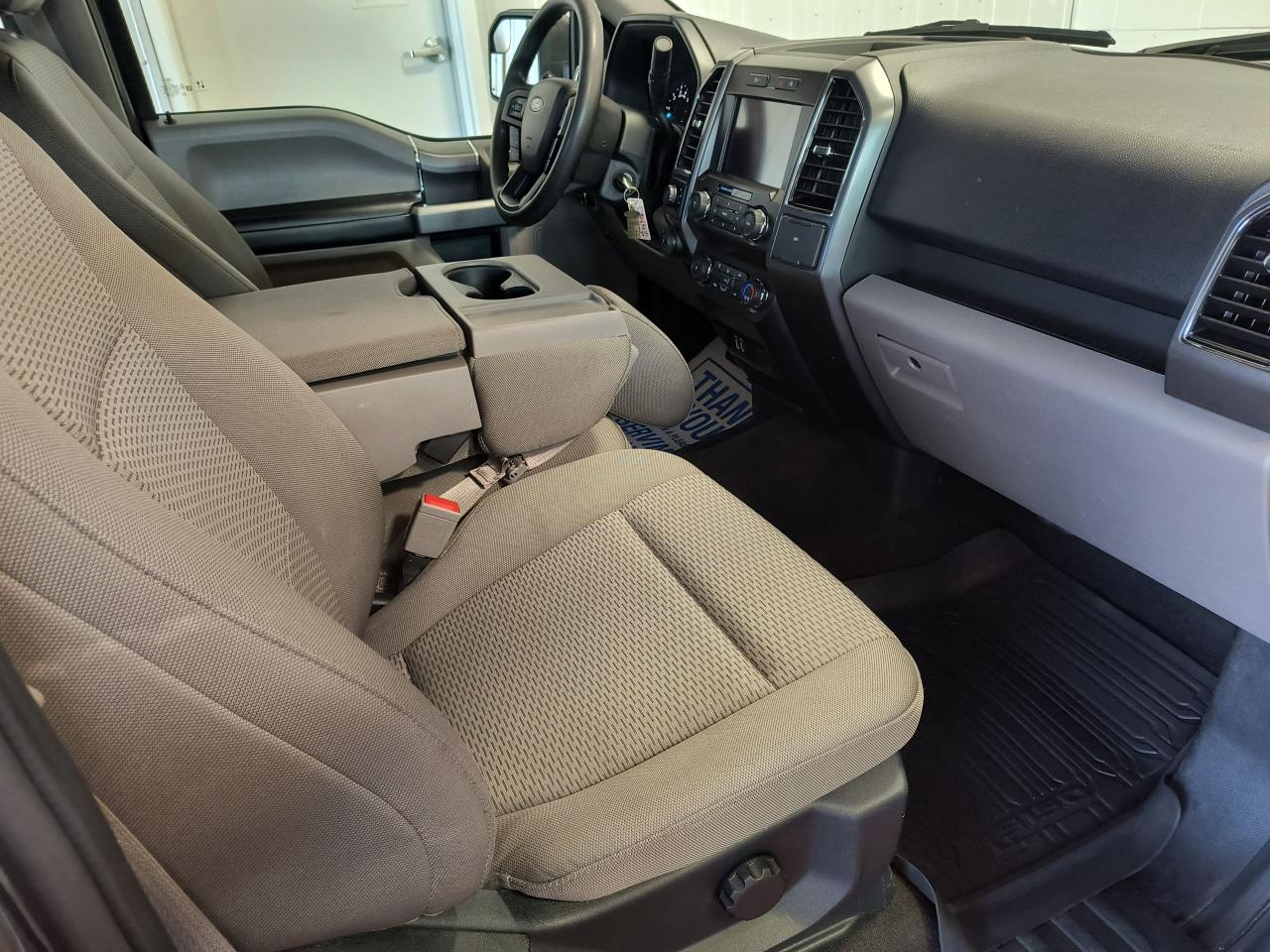 2020 Ford F-150 XLT Photo0