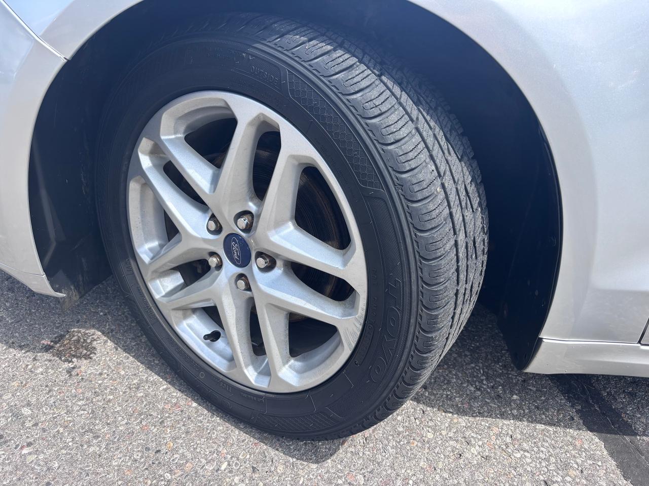 2014 Ford Fusion ICE COLD AC SUPER CLEAN - Photo #2