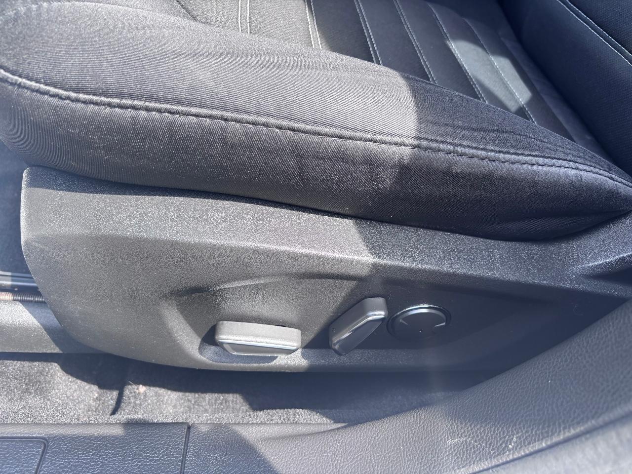 2014 Ford Fusion ICE COLD AC SUPER CLEAN - Photo #15