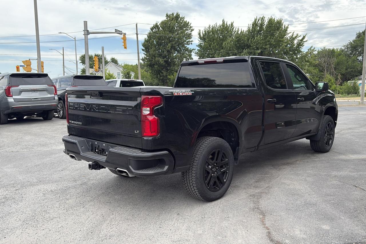 2024 Chevrolet Silverado 1500 LT Trail Boss - Photo #3