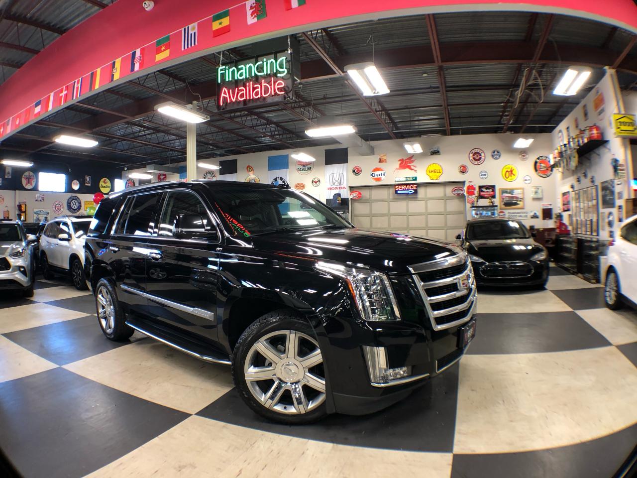 Used 2018 Cadillac Escalade LUXURY 4WD LEATHER SUNROOF NAV B/SPOT DVD CAMERA for sale in North York, ON