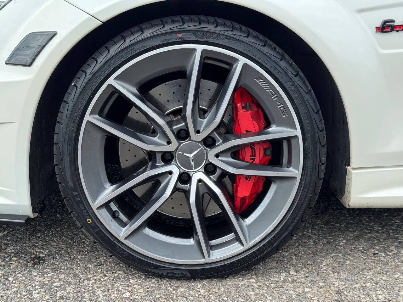 2013 Mercedes-Benz C-Class C 63 AMG **CLEAN CARFAX** - Photo #18