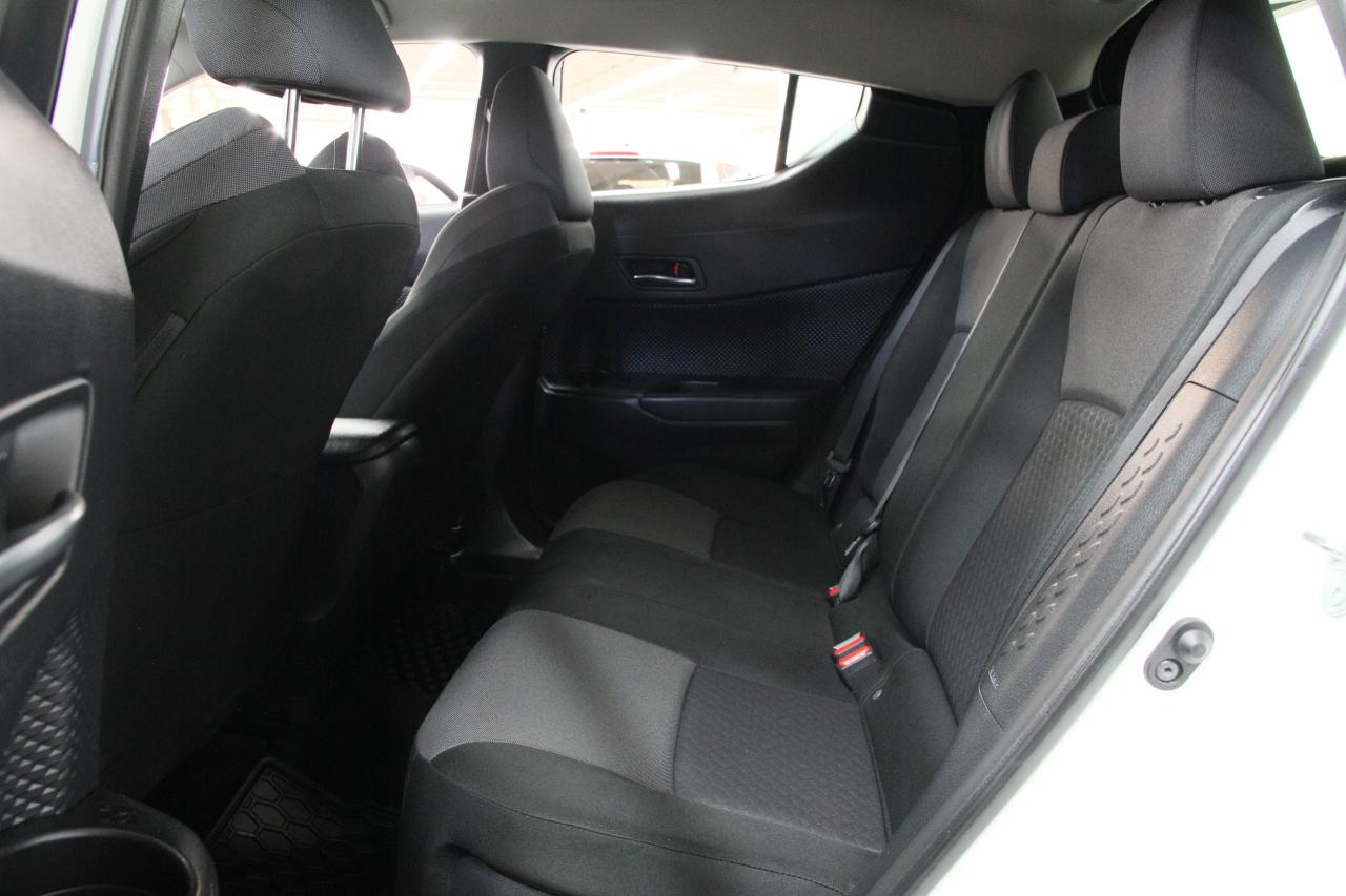 2022 Toyota C-HR LE | LaneDep | ACC | Backup Cam | CarPlay