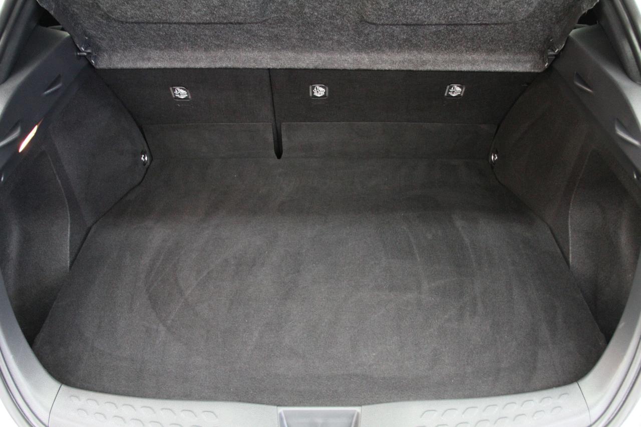 2022 Toyota C-HR LE | LaneDep | ACC | Backup Cam | CarPlay Photo