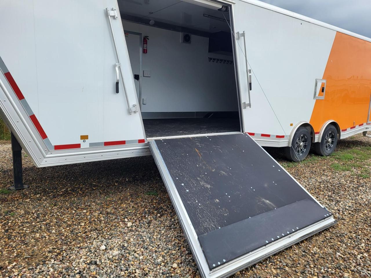 2023 ALCOM Hauler  Photo1