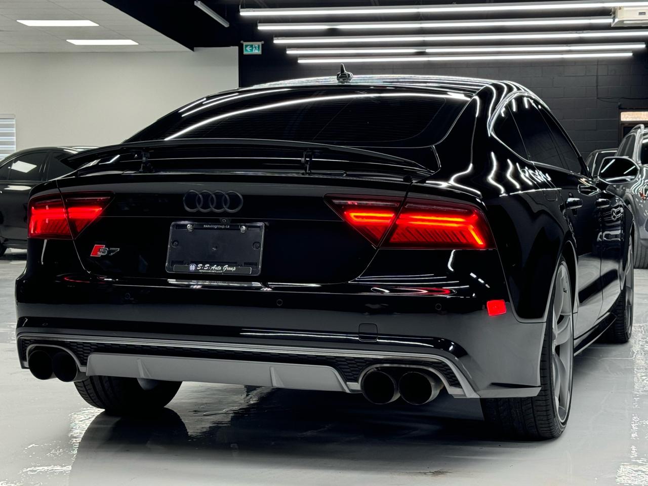 2016 Audi S7 PRESTIGE|450HP|NAV|360|BOSE|BSM|AIR SUS|SPORT DIFF - Photo #4