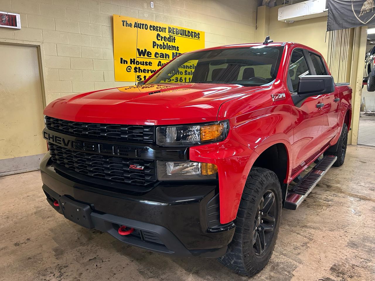 Used 2022 Chevrolet Silverado Custom Trail Boss for sale in Windsor, ON