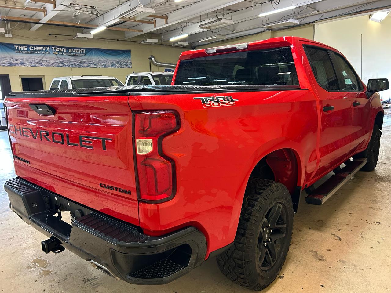 2022 Chevrolet Silverado Custom Trail Boss - Photo #4