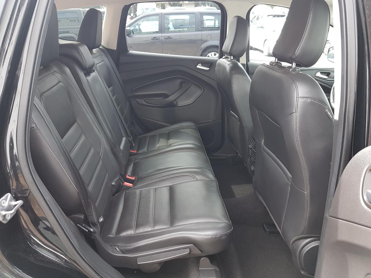 2018 Ford Escape SEL *LEATHER-NAVIGATION* Photo