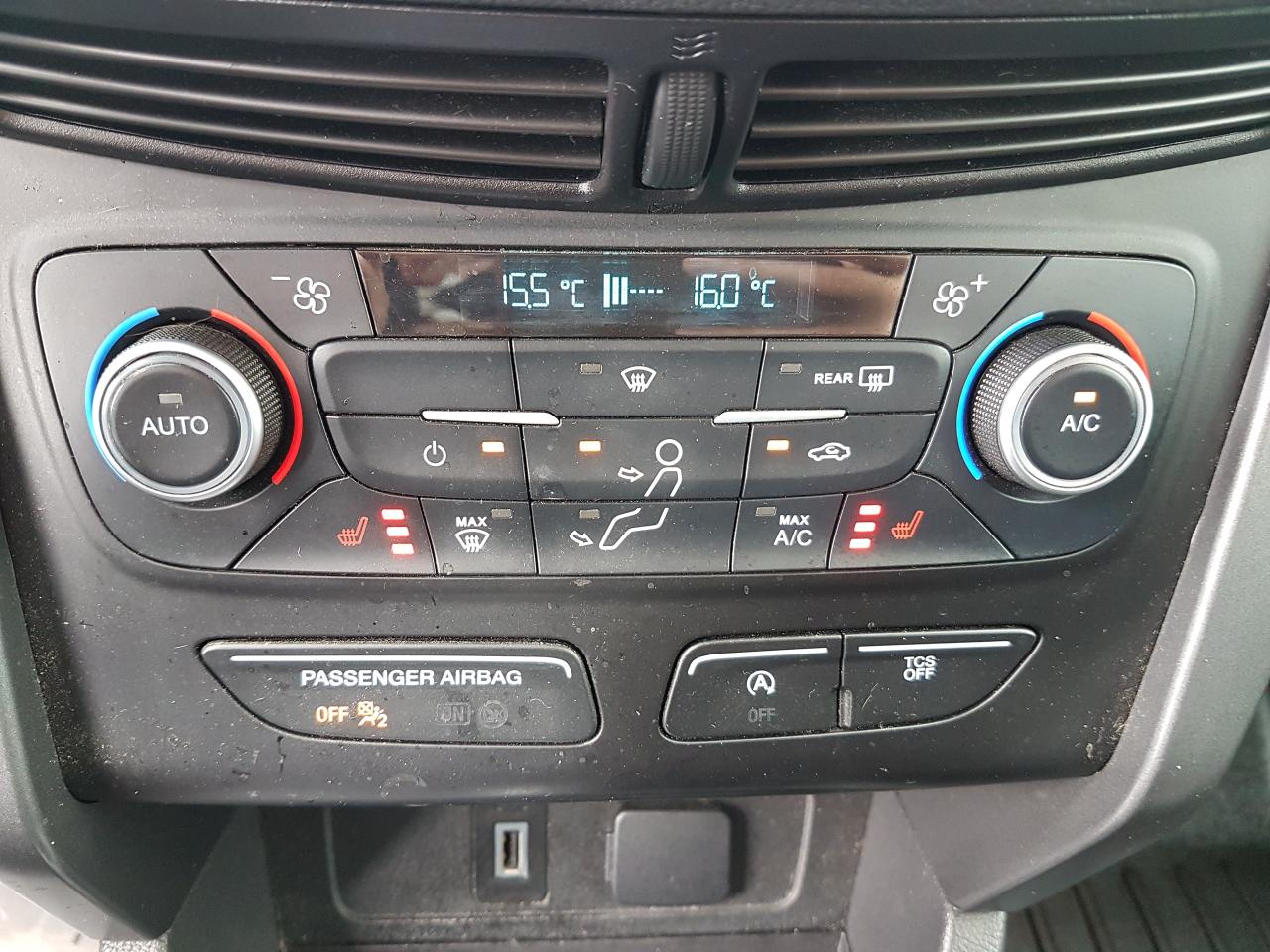 2018 Ford Escape SEL *LEATHER-NAVIGATION* Photo