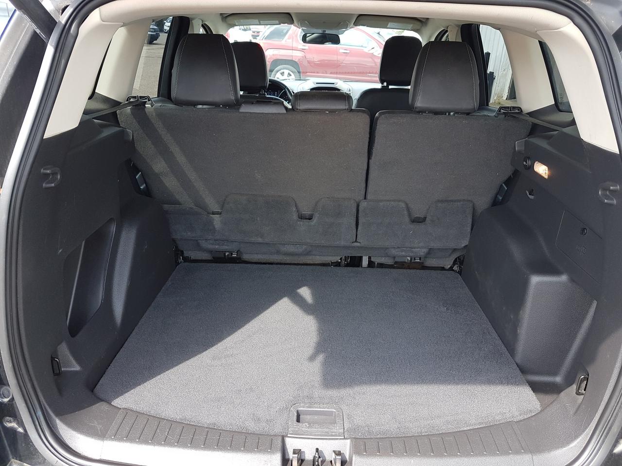 2018 Ford Escape SEL *LEATHER-NAVIGATION* Photo