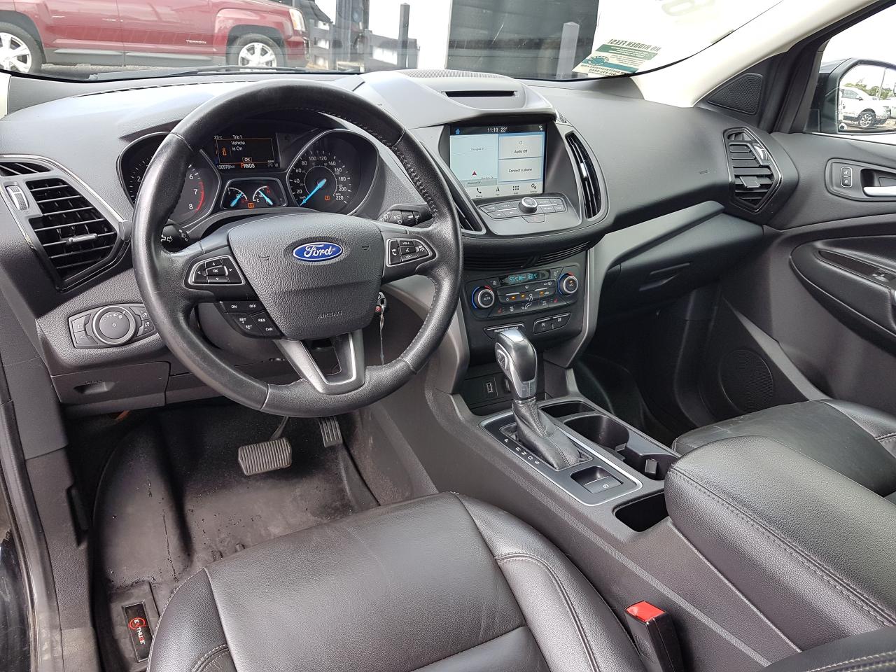 2018 Ford Escape SEL *LEATHER-NAVIGATION* Photo