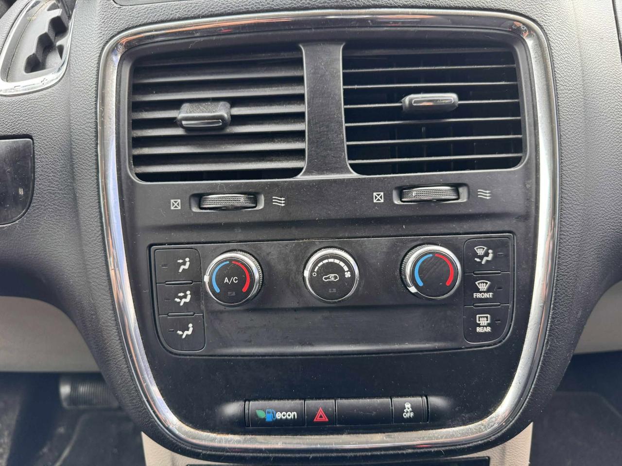 2015 Dodge Grand Caravan CANADA VALUE PACKAGE - Photo #19