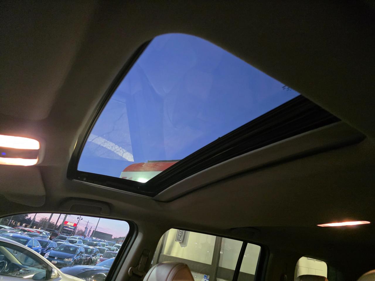 2013 Honda Pilot EX-L 8 Passenger | Leather | Sunroof | Backup Camera | Heated Seats Photo