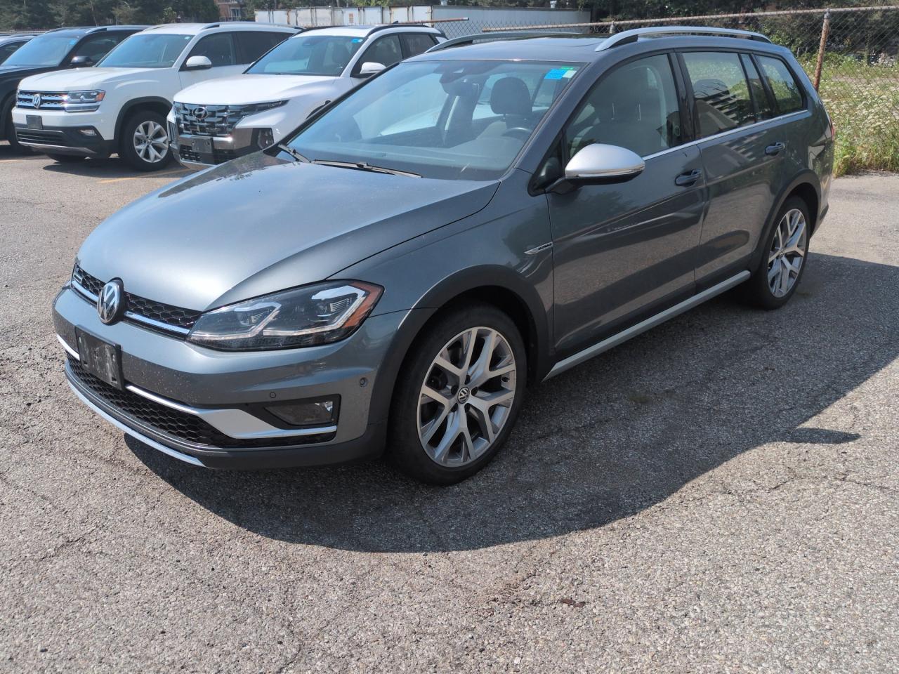 Used 2018 Volkswagen Golf Alltrack 1.8 TSI LOADED | ONE OWNER | ACCIDENT FREE for sale in Waterloo, ON