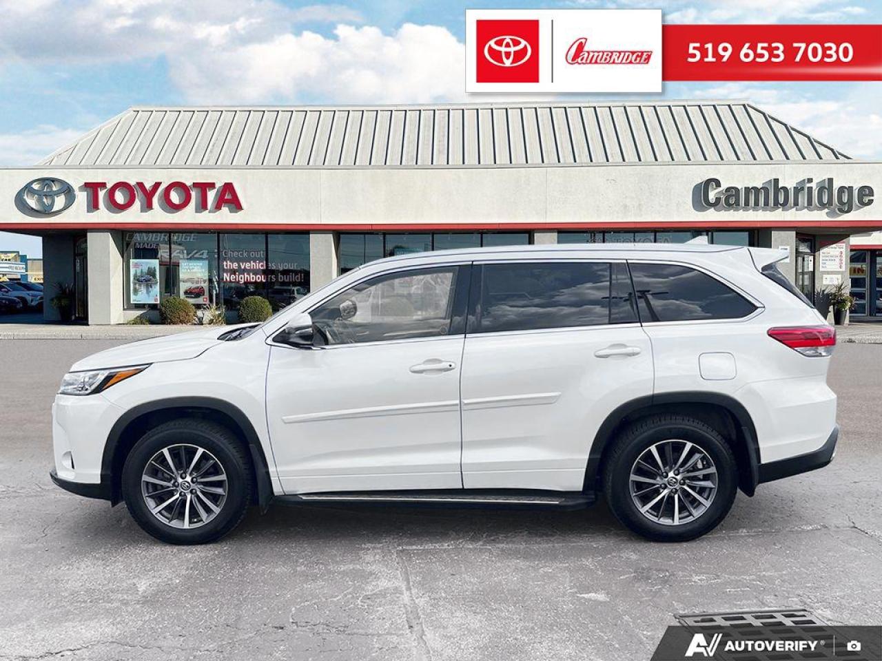 2018 Toyota Highlander XLE Photo2