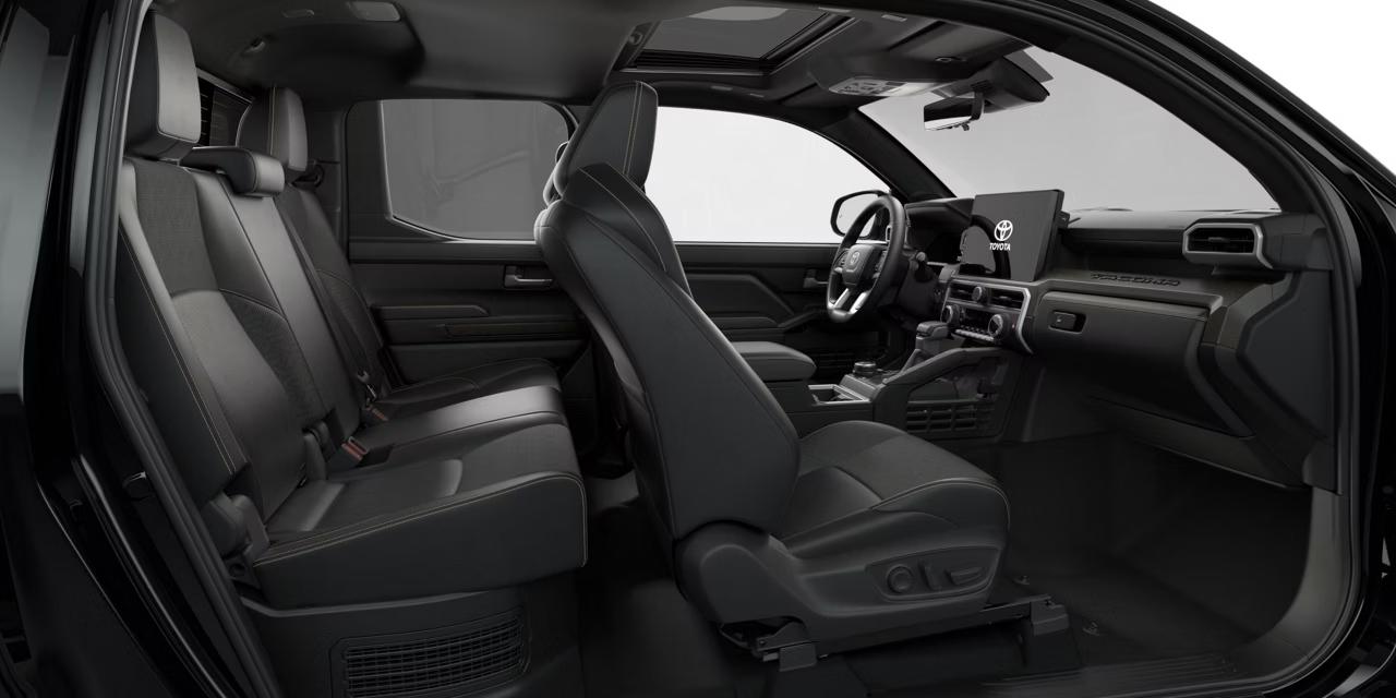 2025 Toyota Tacoma Hybrid Limited Photo