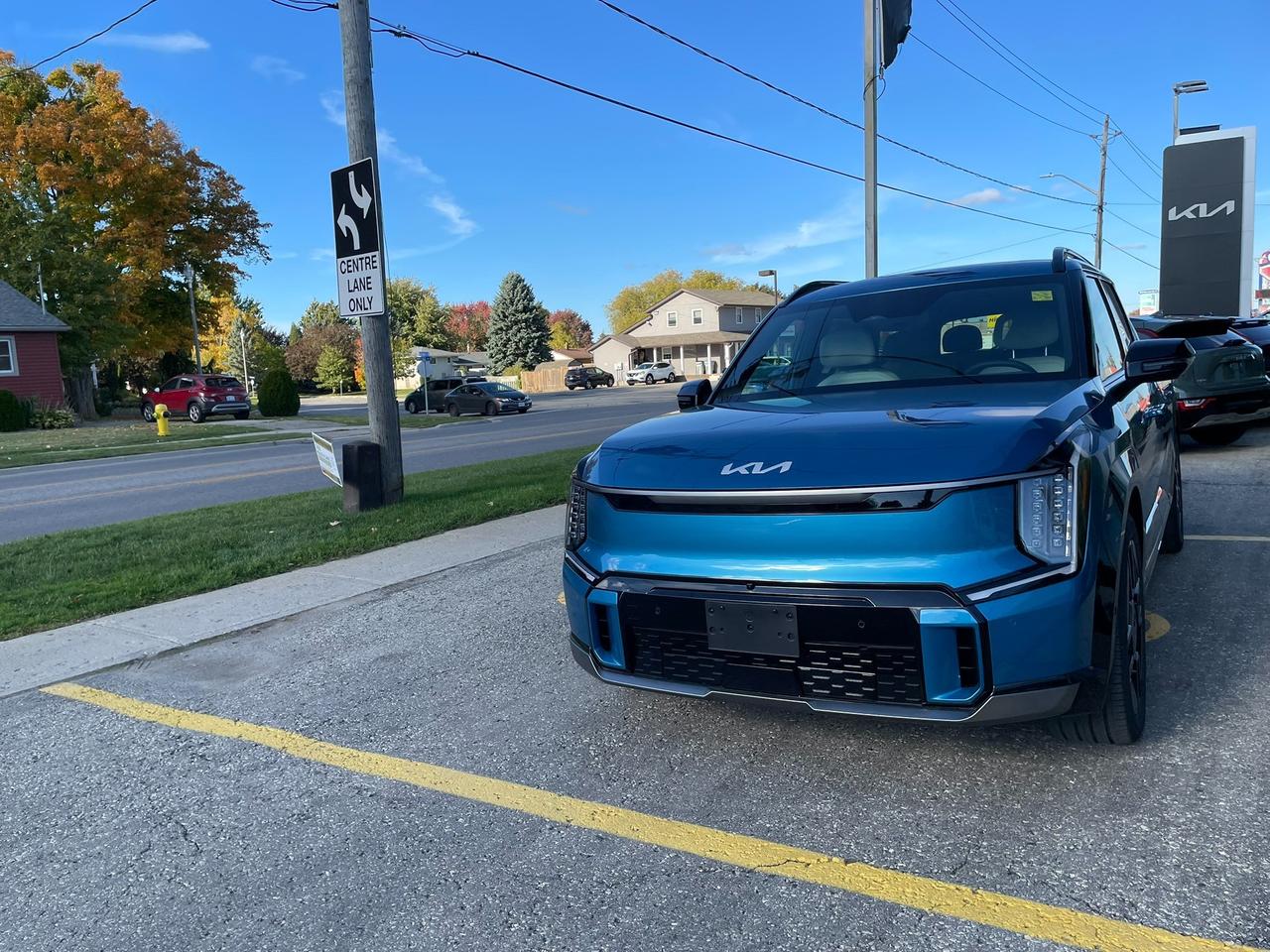 2026 Kia EV9 Land w/GT-Line Photo2