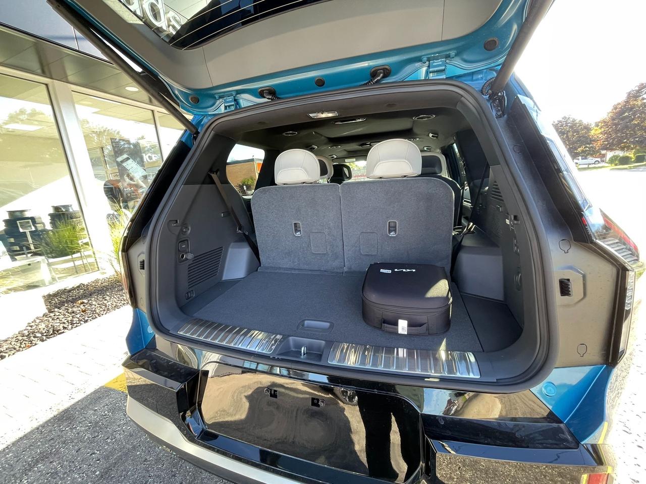 2026 Kia EV9 Land w/GT-Line Photo