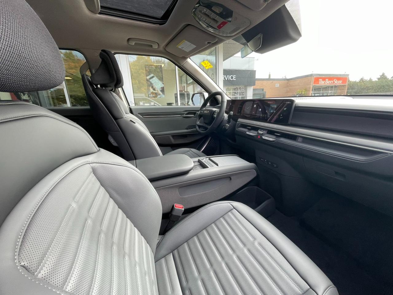 2026 Kia EV9 LAND W/PLUS PACKAGE Photo