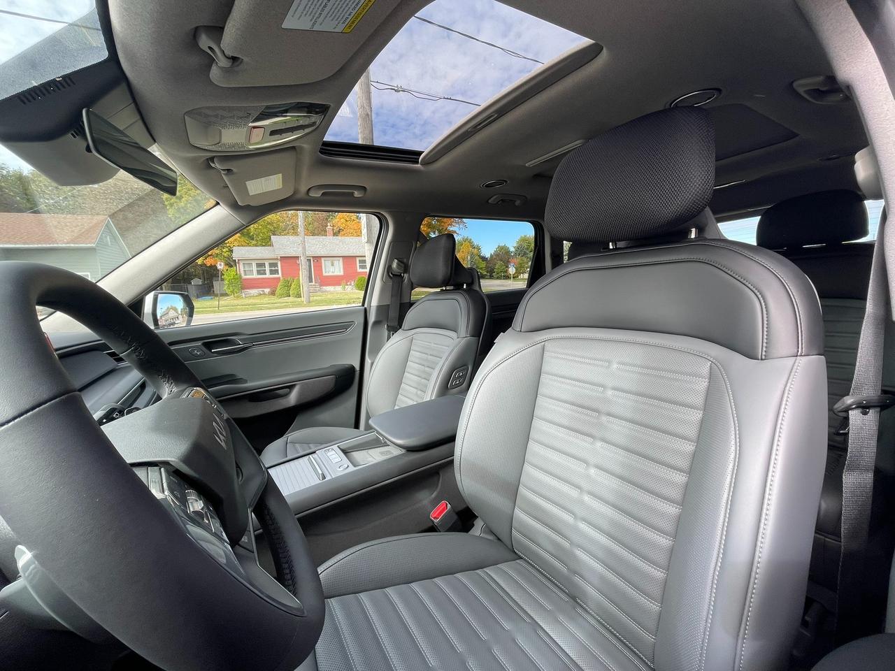 2026 Kia EV9 LAND W/PLUS PACKAGE Photo