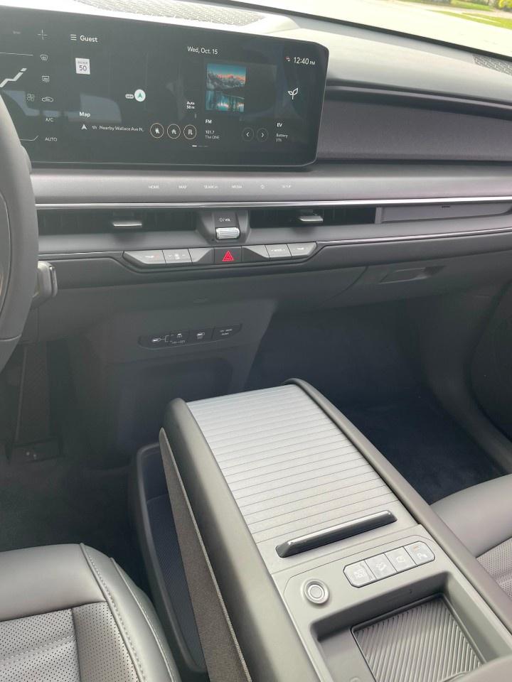 2026 Kia EV9 Land w/Plus Package AWD Photo
