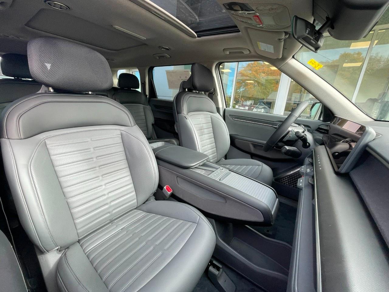 2026 Kia EV9 Land w/Plus Package AWD Photo